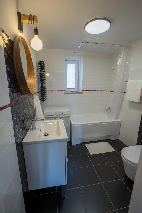 Apartament Na Cysterskim Szlaku Starzyno  Exteriör bild